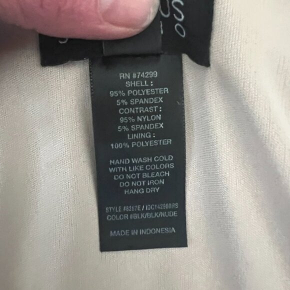 Little Black Dress LBD Size 8 Plunging Neckline Romantic Flattering Wedding - Picture 11 of 14